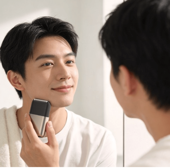 APEXSO Mini Electric Shaver for Men – IPX6 Waterproof Portable Foil Shaver, USB-C Charging, LED Display - Kimmart