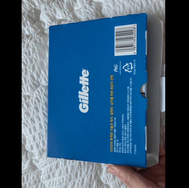 Gillette ProShield Men's Razor Set – Handle + 12 ProBlade Cartridges - Kimmart